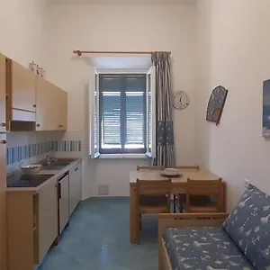 Appartamento Casa Sole Nel Centro Di, Capoliveri (Isola d'Elba)